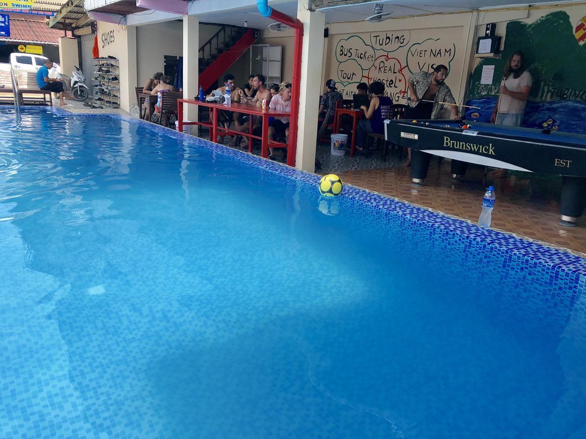 Real Vang Vieng Backpacker Hostel Екстер'єр фото